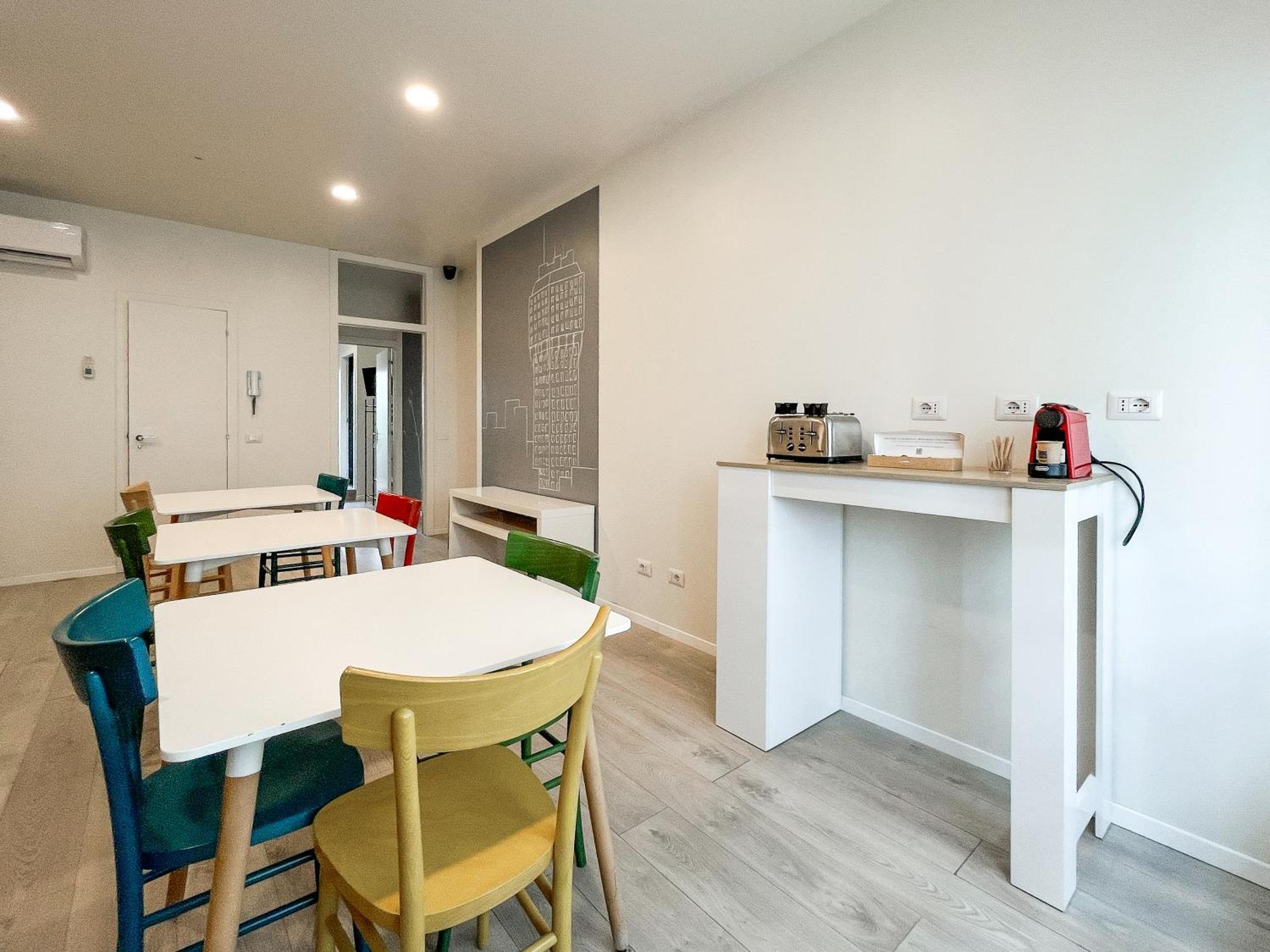 Rrrapido Colorful Rooms - Assago Dış mekan fotoğraf