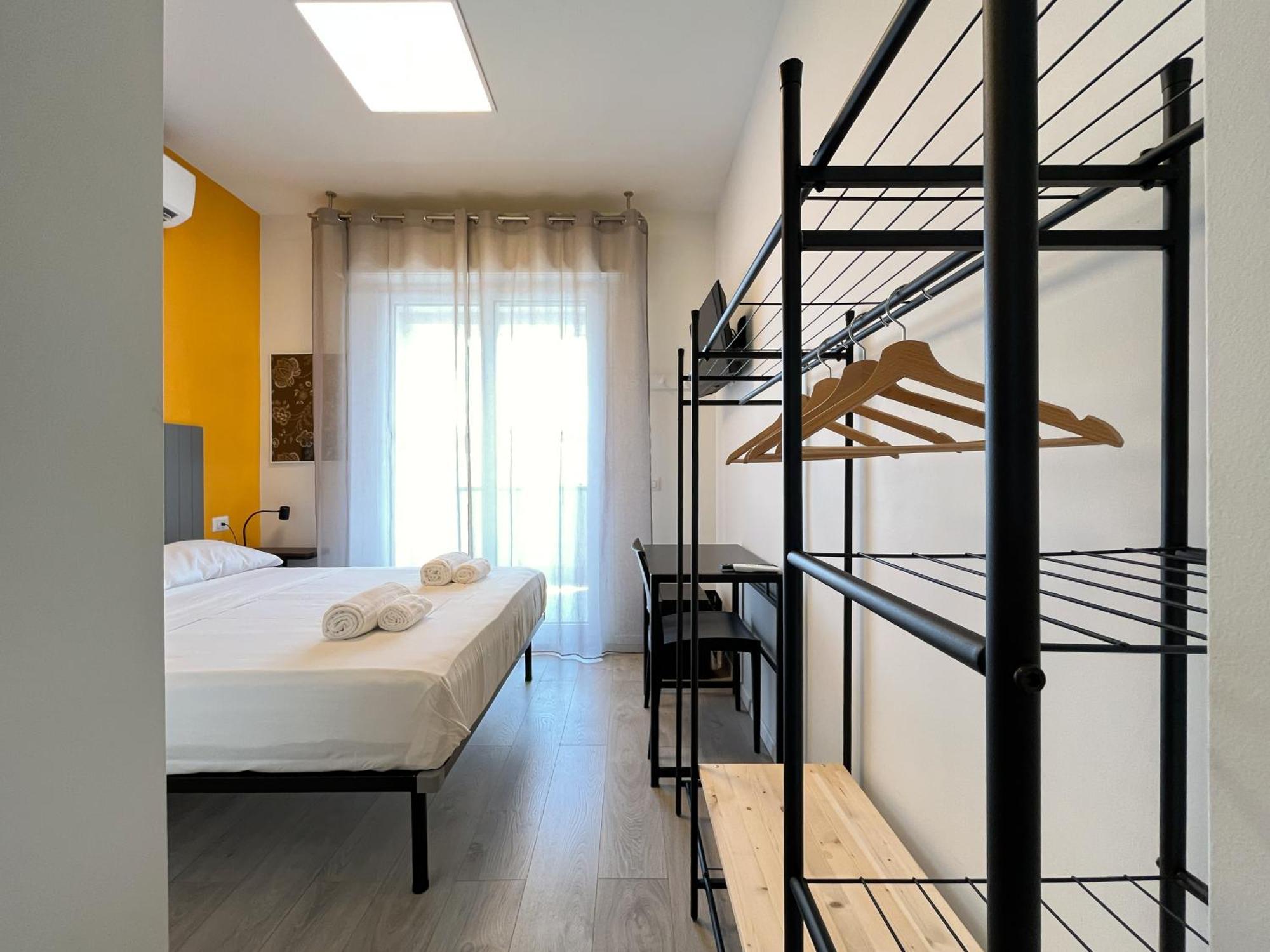 Rrrapido Colorful Rooms - Assago Dış mekan fotoğraf